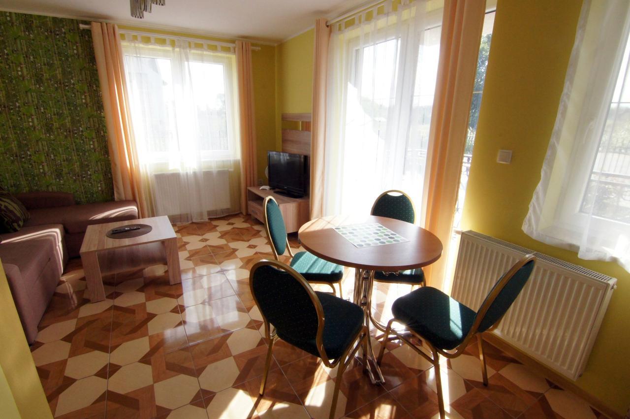 Wczasy Royal Appartement Jastarnia Buitenkant foto